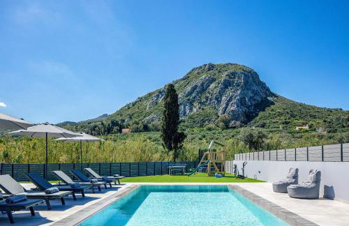 Del Sur Luxury Villa, Heated Pool & Utter Privacy, By ThinkVilla - Foto 5