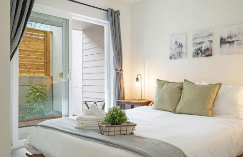 Perch - Winslow Place - Photo 5