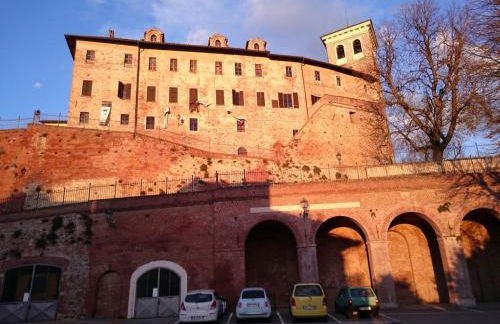 La casa rossa nel Monferrato a Moncucco Torinese - Foto 41