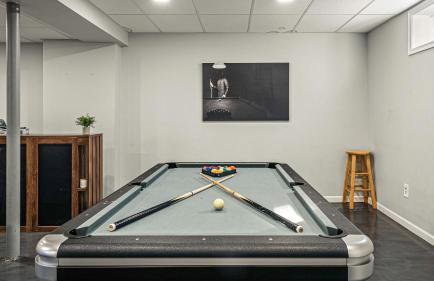 Laker's Pointe by Avantstay Lakefront Private Peninsula Hot Tub, Game Room - Foto 50