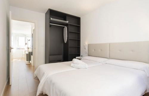 El Cable Apartament- A estrenar, apartamento céntrico y cerca de la playa - Photo 7