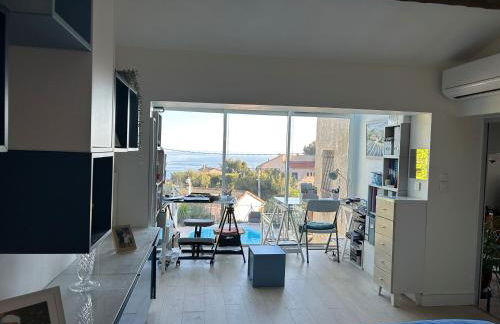 maison entièrement climatisée vue d'exception mer et rade de Marseille avec piscine 8 personnes - Foto 27