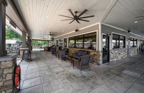Lakeside Retreat Marina/Pool, Golf Cart, Game Room - Foto 47