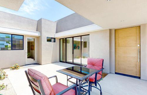 Stunning Modern Home with Mountain Views and Private Pool, Spa and Grill Dog ok - Foto 35