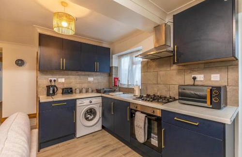 6 beds, 3 bedroom apartment in the centre of Southampton with free parking - Foto 9