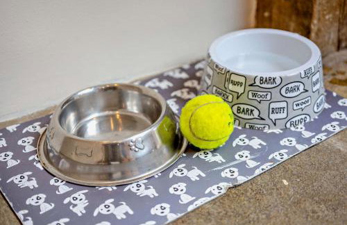 Castle Forge 4-Bedroom Historic Purbeck Forge in Kingston, Corfe Castle, Sleeps 7 - Photo 28