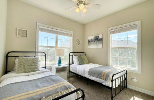 Fabulous Family-friendly Retreat by Windsor Lake! - Foto 9