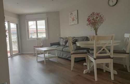 SEAFRONT APARTMENT PINEDA BEACH - Foto 15