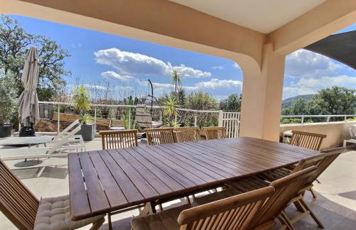 VILLA CARAMONTINU SERENA à Pinarello, proche plage, vue mer, piscine chauffée - Foto 22