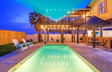 Private Pool, Yard, Deck, by the Nature Preserve! Tipsy Flipper by Avantstay - Photo 58
