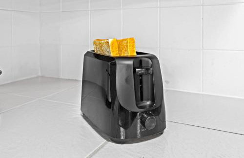 Modern Apartment with Parking & Prime Location - Foto 56