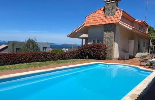 Casa con piscina, vistas y cerca de las playas - Foto 1