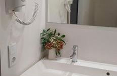 FeelhomeVIC. Ático con terraza en centro histórico - Photo 10