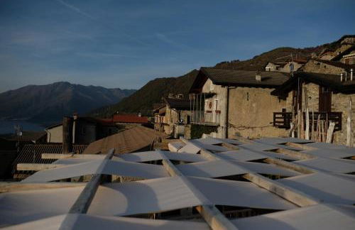 Appartamenti Montemezzo Le Case in Pietra - Photo 18