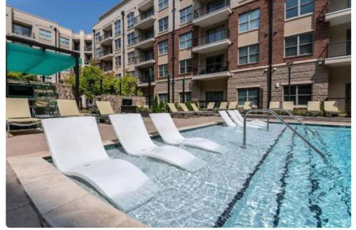 League Flats Uptown at West Trade Street - Photo 19