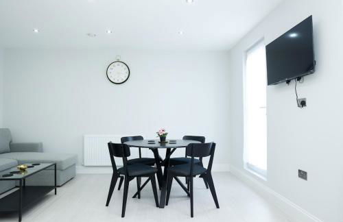 Brand New Luxury 1 Bedroom Apartment - Foto 32