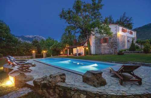 Amazing Villa In Slime, rest for mind, body and soul - Nature, garden and outside swimming pool - Foto 3