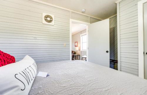 Lake Views and On-Site Hiking Cape Fair Cottage - Foto 14