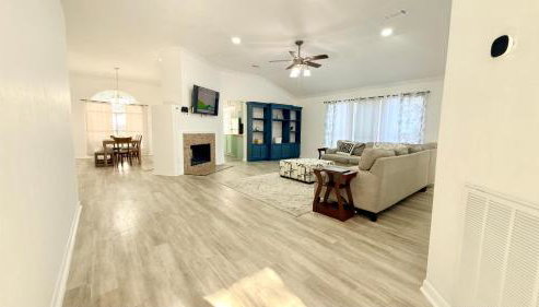 Beautiful home near Lake Houston - Minutes from IAH! - Foto 2
