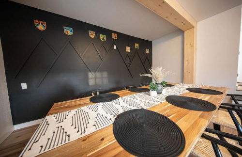 Centrally Located Cozy Modern Home in Bethel - Foto 55