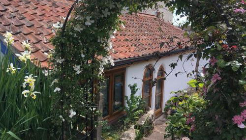 The Hideaway - a charming, unique retreat in Long Ashton, Bristol - Foto 2, Garden