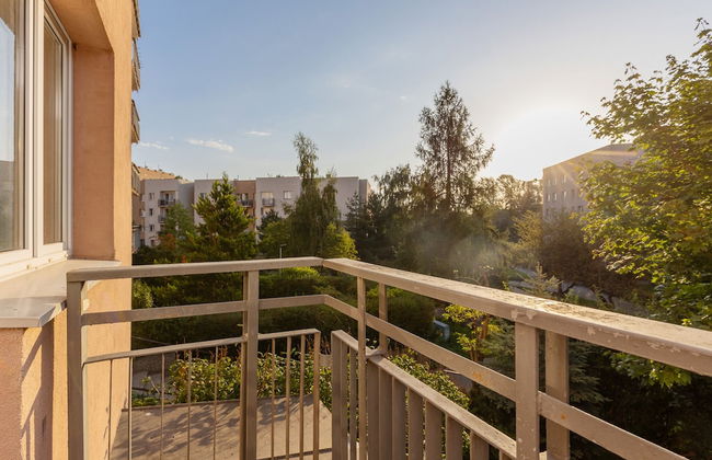 Kopcińskiego Apartment Warsaw by Renters - Photo 40