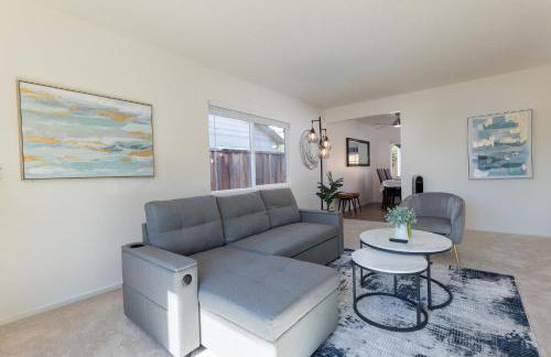 Comfortable Willow Glen Home w Central AC&Heater - Foto 1