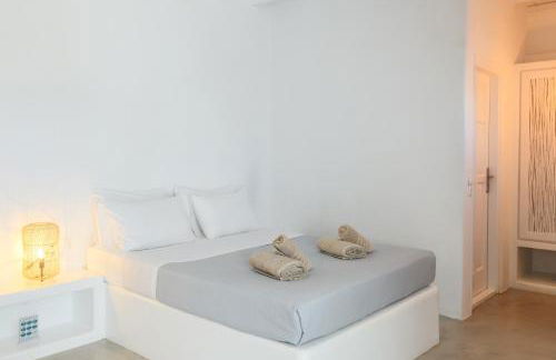 Mykonos Supreme Comfort Suites & Villas - Photo 102