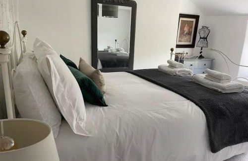 Tiny romantic cottage for two. - Photo 28