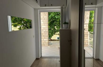 Modern and cosy apartment Ivana with a beautiful seaview - Photo 28