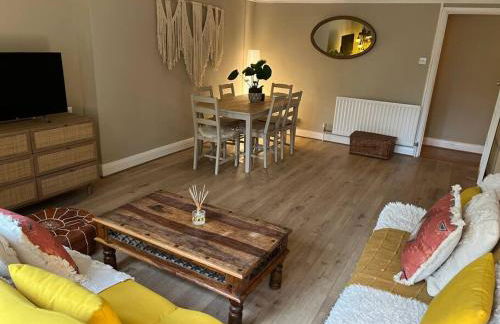 Beautiful flat sleeps 4 in Taplow Maidenhead Near Windsor and Ascot racecourses Near Legoland - Foto 19