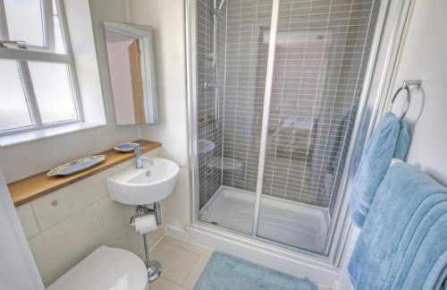 Rosemary's - coastal cottage Seaton - Photo 9