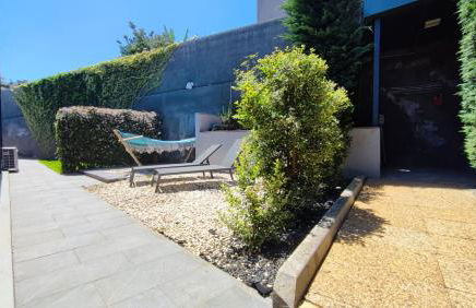 The Jolie - A Retreat in the City in an Entire House - Foto 58