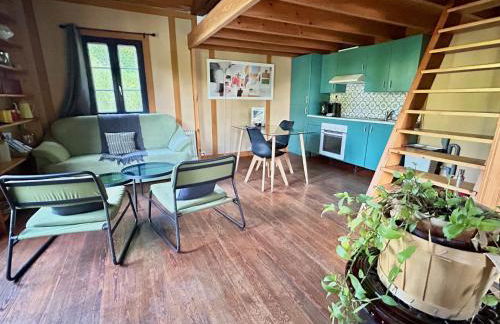 Le chalet bucolique au bord de l'eau - Photo 3