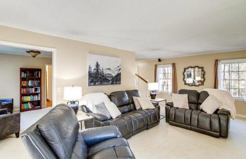 Near Lake Murray: Family Getaway w/ Screened Porch - Foto 4