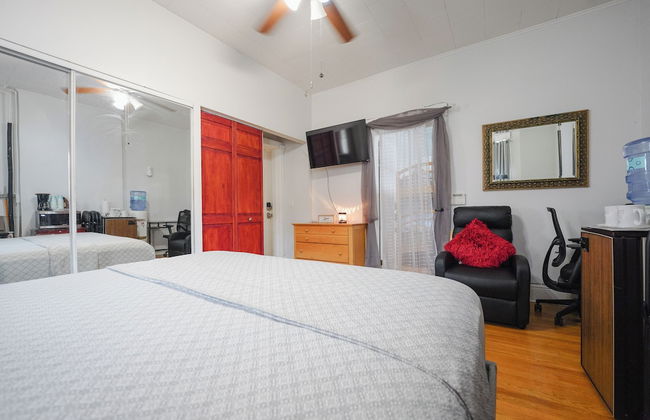 The Bergen Nest 2BR - Photo 3