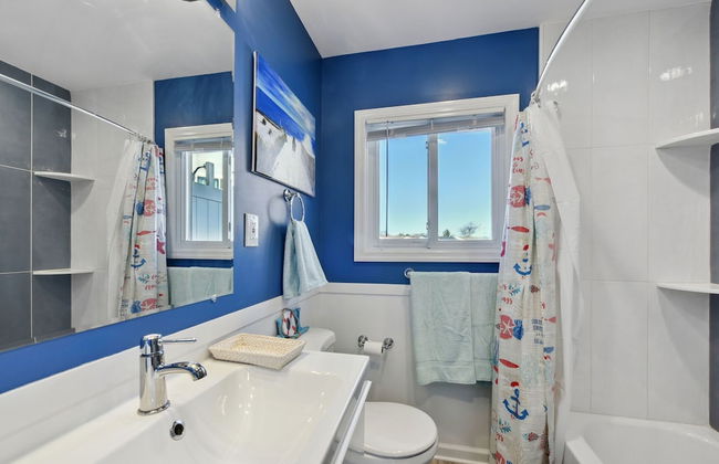 Waterfront Beach House - Photo 15