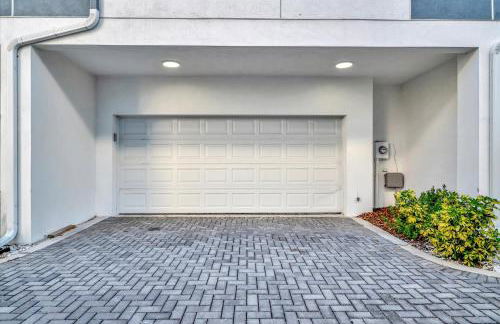 4br3ba Modern Sleeps 10 8 Minutes to Raymond James - Foto 42