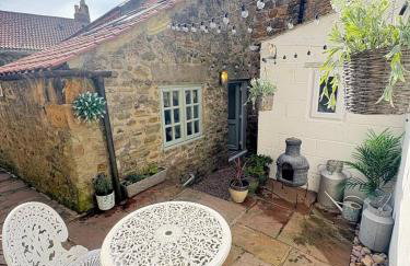 The Old Dairy Cottage - Photo 38