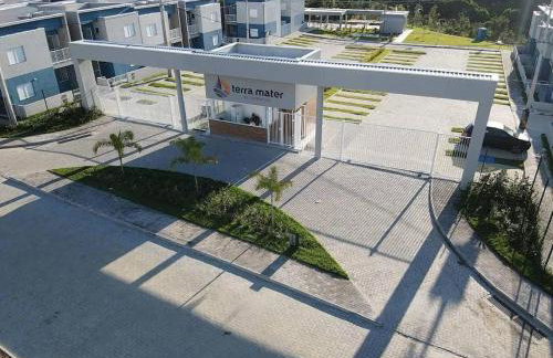 Apartamento 2 quartos condomínio com piscina - Foto 1