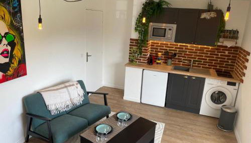 Unique Urban Art Studio - Photo 2