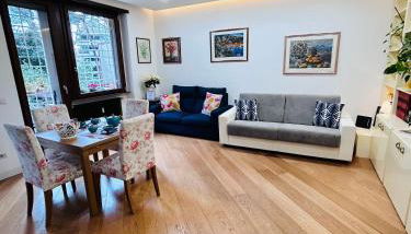 Martha Lisa House - Photo 4