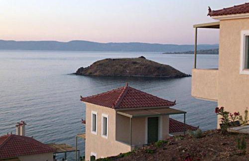 Birds Bay Resort - Photo 14