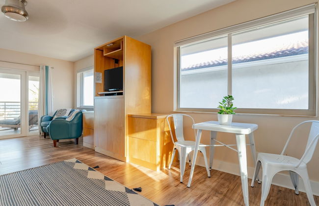 Beach Haven by Avantstay Pool Ocean Views Steps From the Beach - Foto 28