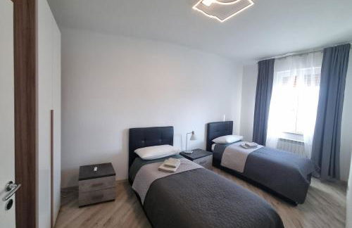Sunny CentralApartment -3 bedrooms ,Private Parking - Foto 18