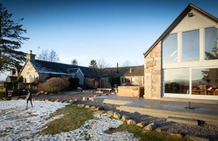 The Eagle's Nest - large house with hot tub and sauna - Foto 51