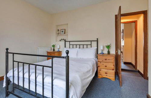 Finest Retreats - Cliff Road - Photo 3