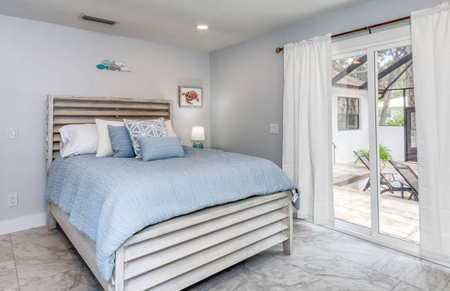 Dolphin View - Photo 30