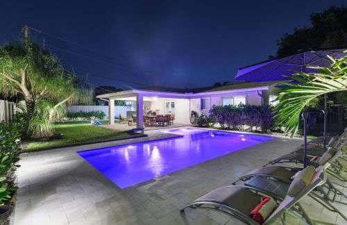 Coastal Palms House - Photo 32