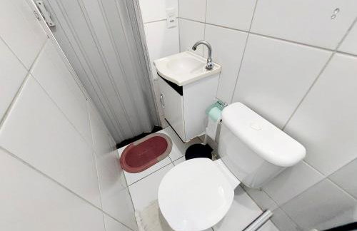 Kitnet Aconchegante com Varanda e Cozinha - Foto 21